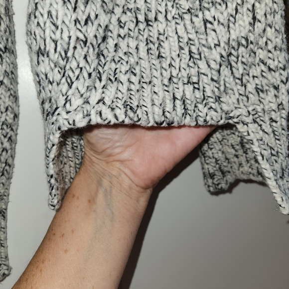 Madewell Marled Black & Cream Turtleneck Sweater Size S Wool Blend Comfortable - Picture 5 of 15